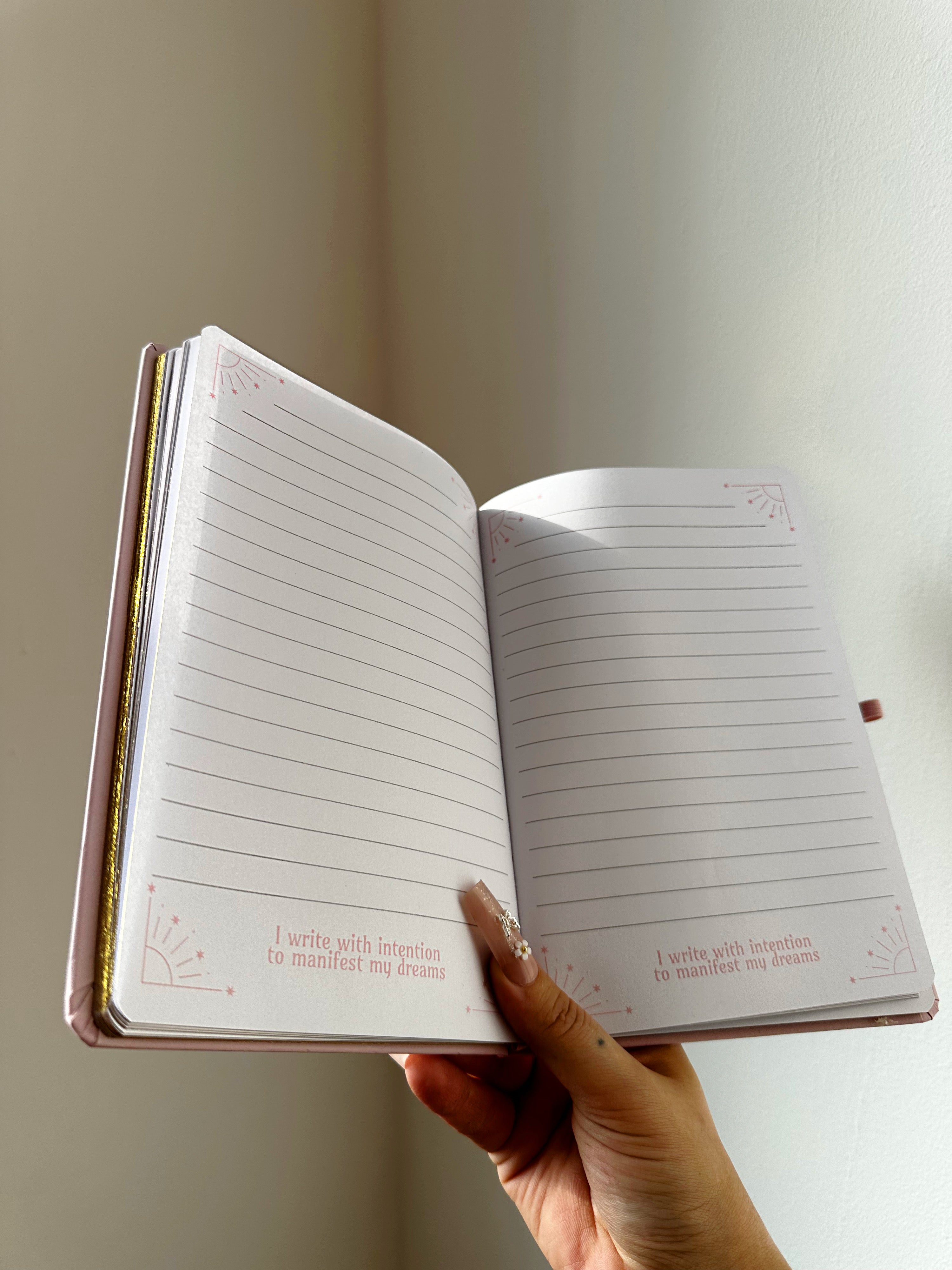 Diario "Manifesta Come una Dea" – Per Scrivere con Intenzione e Potenza