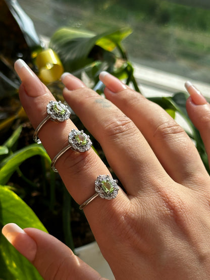 Anello con Peridoto – Regolabile