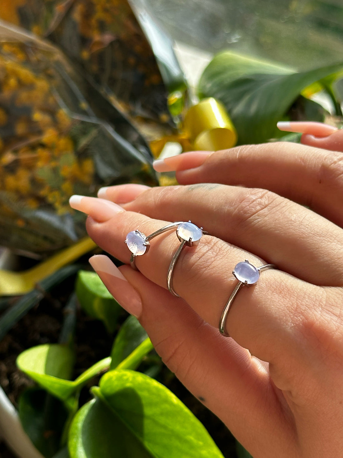 Anello con Quarzo Lavanda – Regolabile