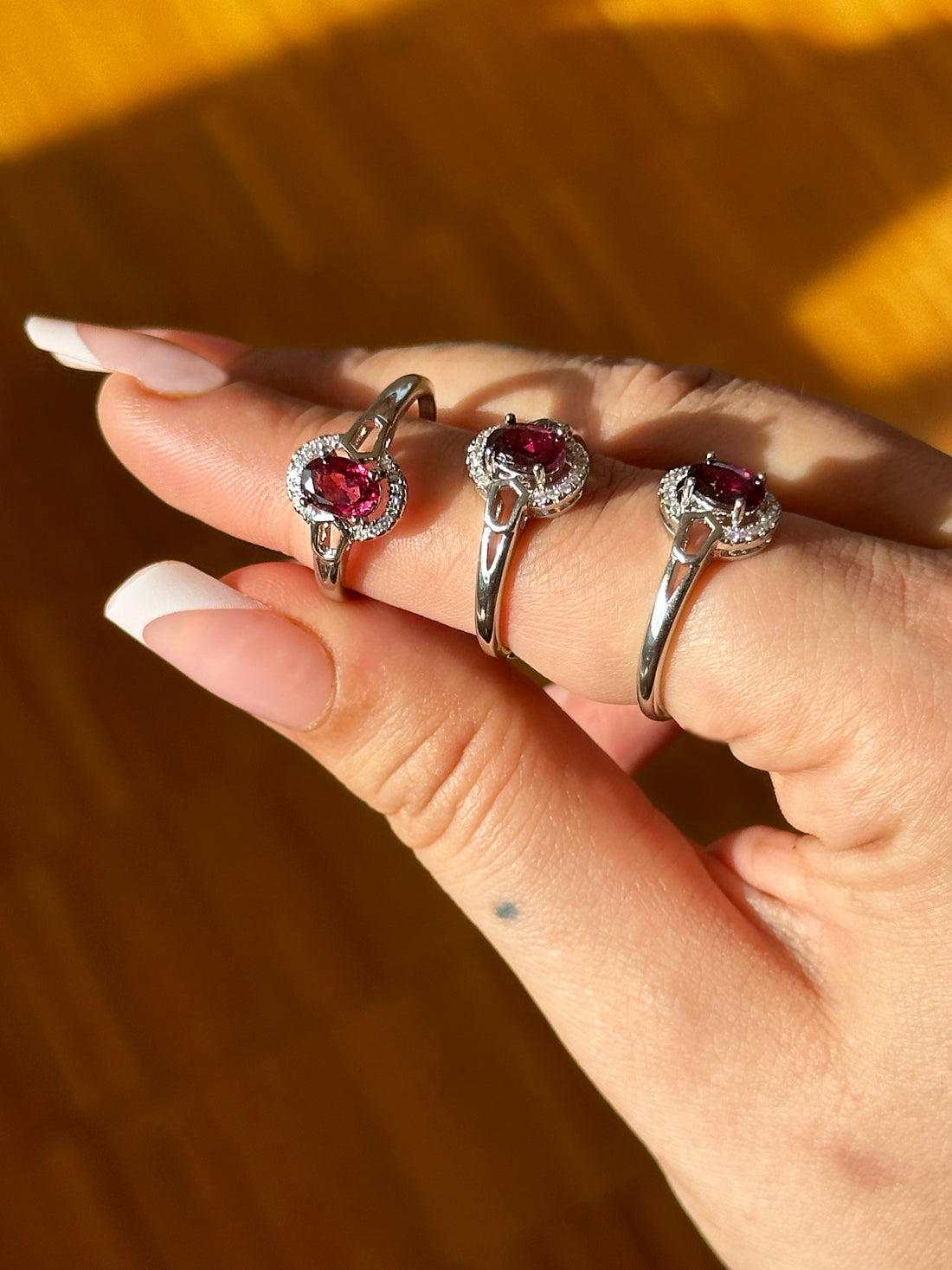 Anello con Granato – Regolabile