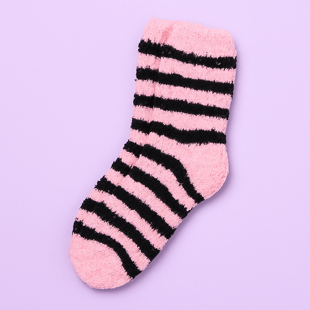 HALLOWEEN FLUFFLY SOCKS